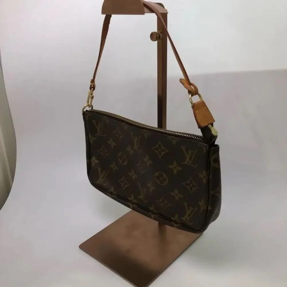Louis Vuitton Women Pre-Loved Bag Very Good Condition